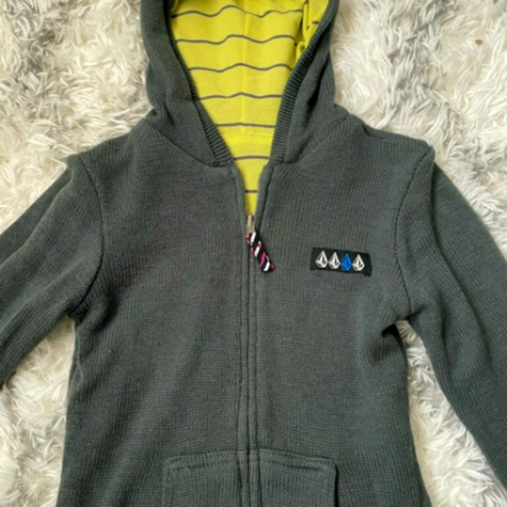 Volcome Hoodie